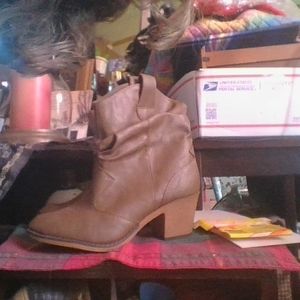 charles albert cowboy boots
